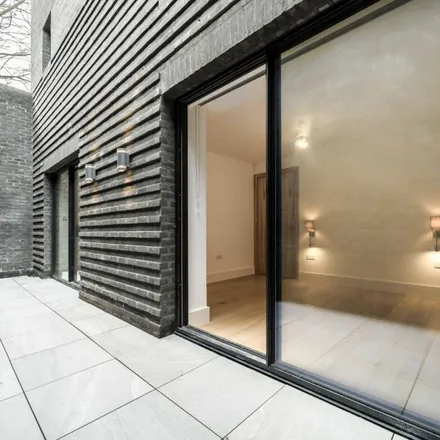 Image 3 - 49-58 Mountacre Close, London, SE26 6SP, United Kingdom - Apartment for rent