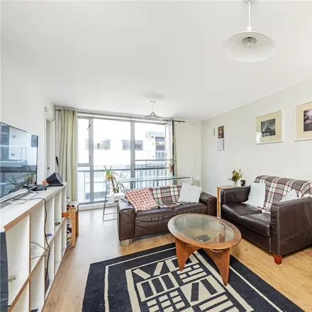 Rent this 2 bed apartment on Marko's Espresso in Union Road, Stockwell Park