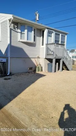 Image 4 - 116 West Plover Way, Dover Beaches North, Toms River, NJ 08735, USA - House for rent