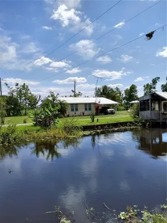 Buy this studio apartment on 3 Peaceful Place in Highlands County, FL 33857