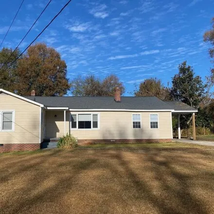 Buy this 3 bed house on 699 Shands Street in Clinton, SC 29325