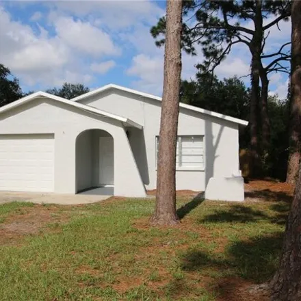 Rent this 3 bed house on Marjorie Kinnan Rawlings Elementary School in 6505 68th Street North, Pinellas Park