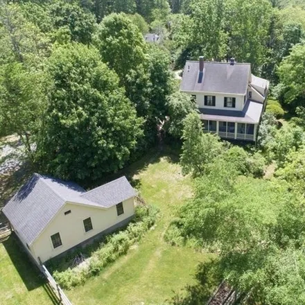 Rent this 4 bed house on 298 North Street in Farm Street Station, Medfield