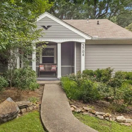 Buy this 2 bed house on Cantrell Road in Pulaski, Little Rock