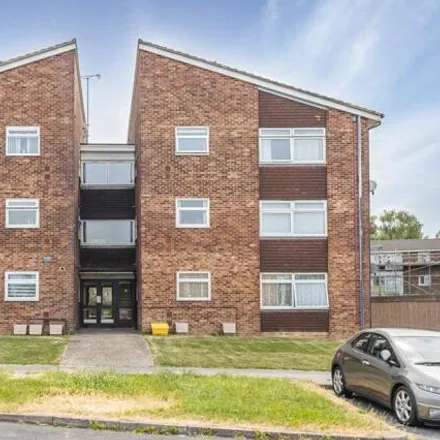 Buy this 2 bed apartment on Hillmead in Gossops Green, RH11 8BS