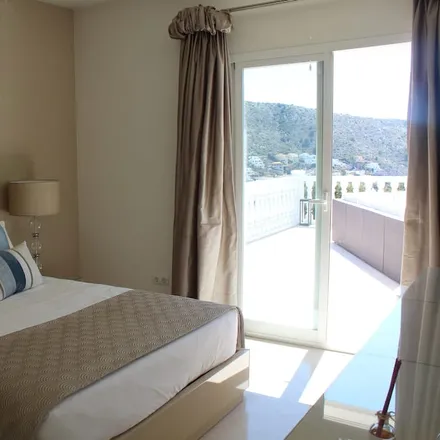 Rent this 5 bed house on 03724 Moraira