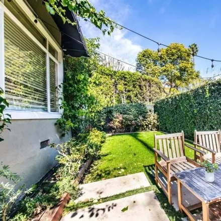 Image 6 - 8233 Westmount Drive, West Hollywood, CA 90069, USA - House for sale