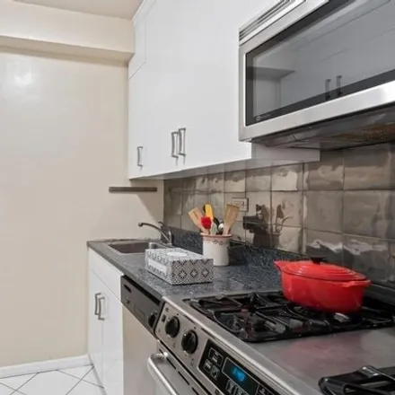Image 3 - 1725 York Ave Apt 7A, New York, 10128 - Apartment for rent