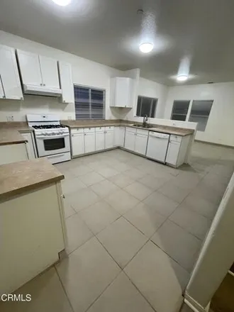 Rent this studio apartment on 432 W Wooley Rd in Oxnard, California