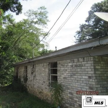 Image 3 - 904 Commerce Ave, Bastrop, Louisiana, 71220 - House for sale