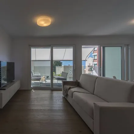 Image 1 - Massagno, Distretto di Lugano, Switzerland - Apartment for rent