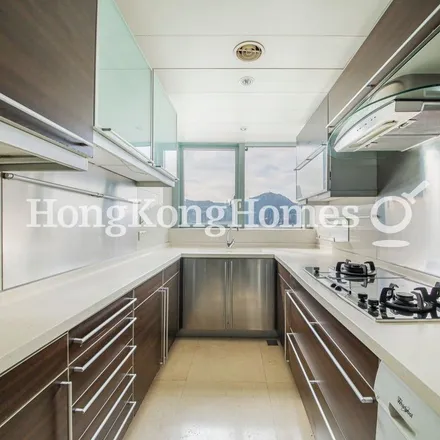 Image 8 - 000000 China, Hong Kong, Kowloon, Yau Ma Tei, Station Perimeter Road South, Tower 3 - Apartment for rent