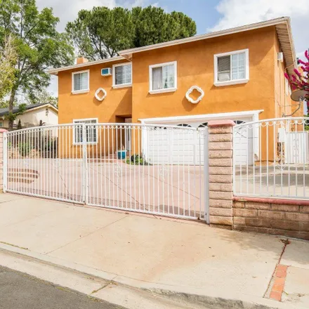 Image 2 - 14024 Tyler Street, Los Angeles, CA 91342, USA - House for sale