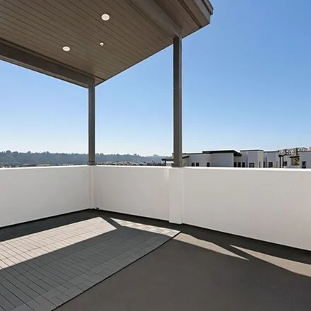Image 1 - Avella Circle, San Diego, CA, USA - Apartment for rent