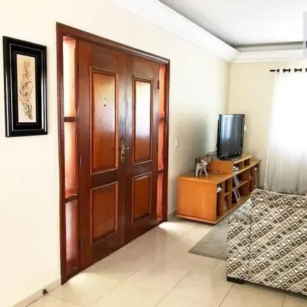 Buy this 5 bed house on Avenida Visconde de Indaiatuba in Parque Boa Esperança, Indaiatuba - SP