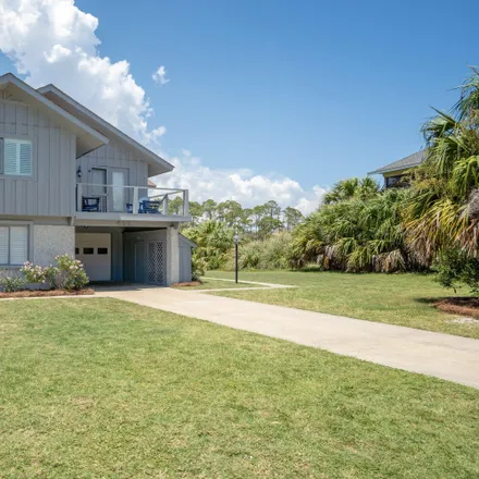 Buy this 4 bed house on 527 Tarpon Boulevard in Fripp Island, Beaufort County