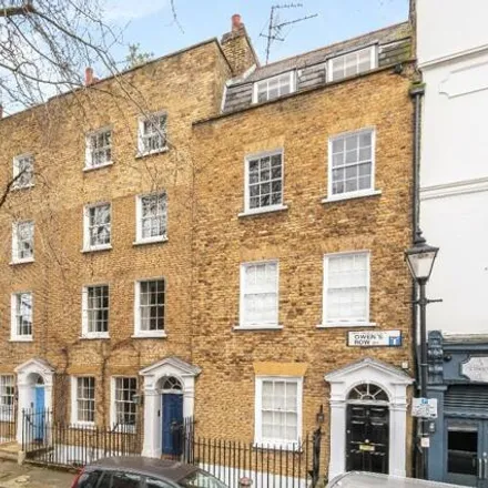 Buy this 4 bed townhouse on 4 Owen's Row in Angel, London
