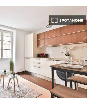Rent this studio apartment on 28 Rue de Poitou in 75003 Paris, France