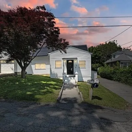 Buy this 3 bed house on 18 Beverly Road in Lake Carmel, NY 10512