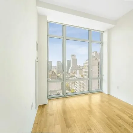 Image 7 - The Link, 310 West 52nd Street, New York, NY 10019, USA - House for rent