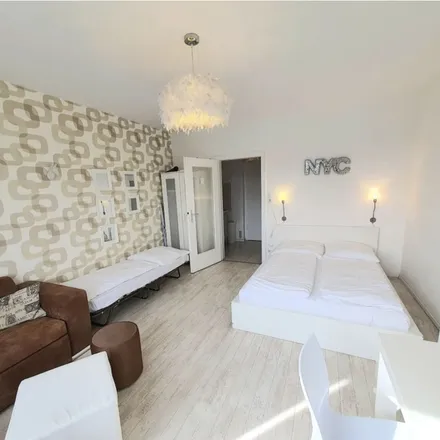 Rent this 1 bed apartment on Hansaring 19 in 50670 Cologne, Germany