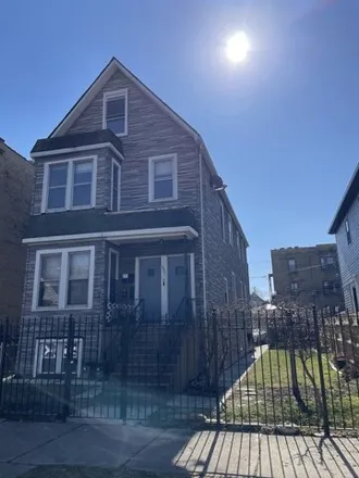 Image 2 - 3431 West Belden Avenue, Chicago, IL 60647, USA - House for sale