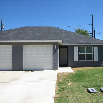 Image 2 - 204 North Mary Jo Drive, Harker Heights, TX 76548, USA - Duplex for rent
