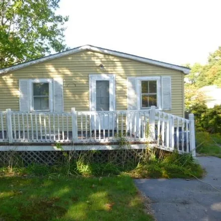 Buy this 2 bed house on 31 West Hobart Street in Nashua, NH 03060