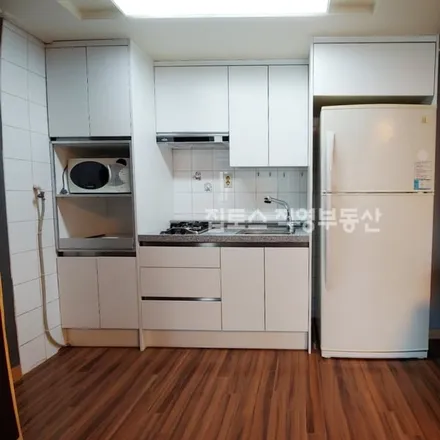 Image 2 - 서울특별시 강남구 역삼동 690-12 - Apartment for rent