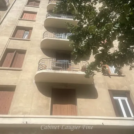 Image 4 - 63 Avenue du Maréchal Foch, 13004 Marseille, France - Apartment for rent