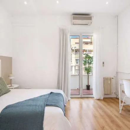 Rent this 6 bed apartment on Madrid in El Corte Inglés, Calle de Tetuán
