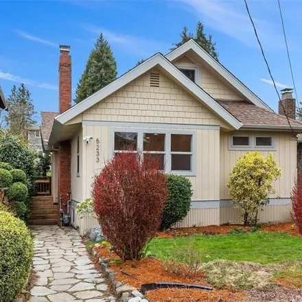 Buy this 4 bed house on 5233 Kensington Place North in Seattle, WA 98103