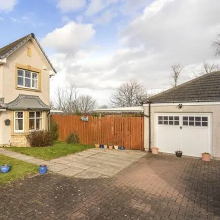 Buy this 3 bed house on Mains Gardens in Tranent, EH33 1FA