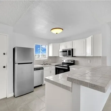 Image 9 - 5386 Prince Scotty Street, Paradise, NV 89119, USA - Condo for sale