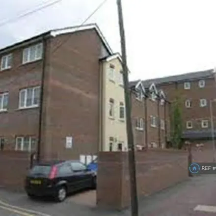 Rent this 1 bed apartment on FSL Accountancy in Hastings Street, Luton