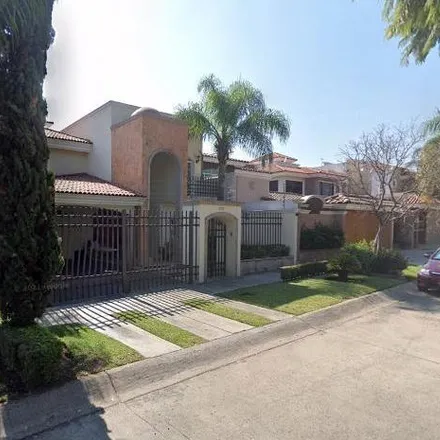 Buy this 5 bed house on Boulevard Bugambilias 2181 in Bugambilias, 45237 Santa Ana Tepetitlán