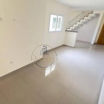 Buy this 2 bed apartment on Rua Betânia in Parque Erasmo Assunção, Santo André - SP