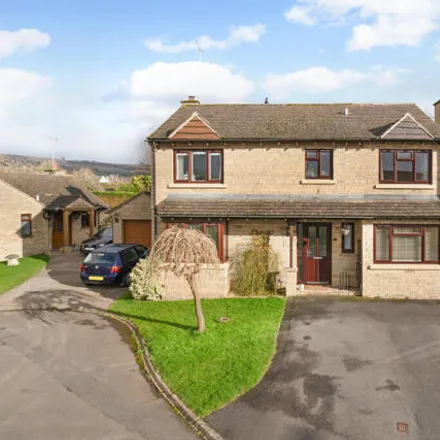 Buy this 4 bed house on 40 Linden Close in Prestbury, GL52 3DU