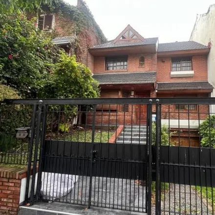 Rent this 4 bed house on Habana 4847 in Villa Devoto, Buenos Aires