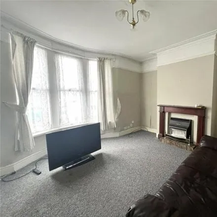 Image 2 - Fitzgerald Road, Liverpool, L13 5XJ, United Kingdom - Townhouse for sale