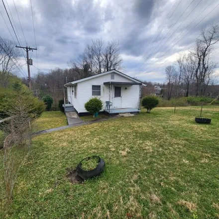 Buy this 3 bed house on New Covenant Holiness Church in Westmoreland Street, East Beckley