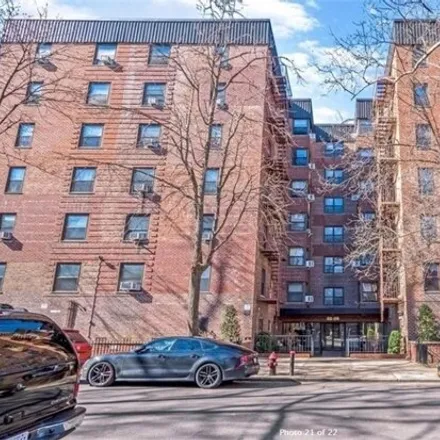 Buy this studio apartment on 32-40 91st Street in New York, NY 11369