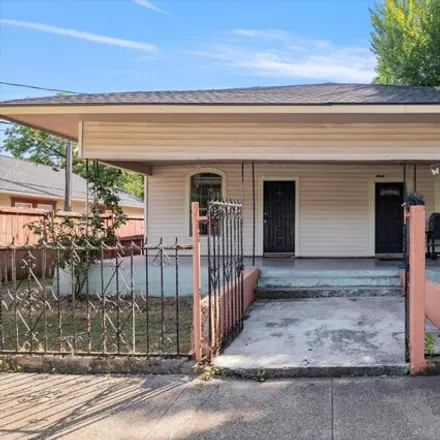 Buy this 4 bed house on 111 S Henderson Ave in Dallas, Texas