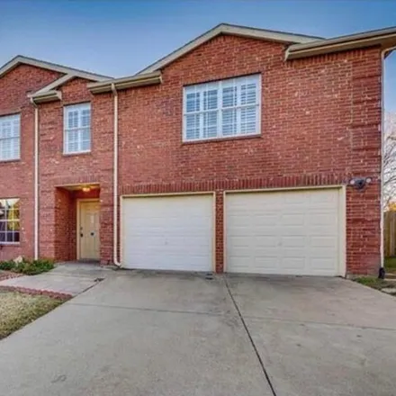 Rent this 4 bed house on 141 Southwood Drive in Rockwall, TX 75032