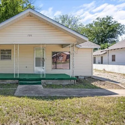 Buy this 2 bed house on 766 North Seaman Street in Eastland, TX 76448