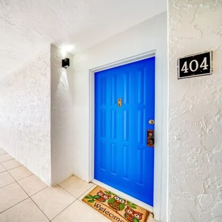 Image 2 - 2066 Southeast 3rd Street, The Cove, Deerfield Beach, FL 33441, USA - Condo for sale