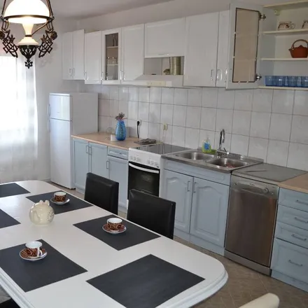Rent this 2 bed apartment on 23292 Molat