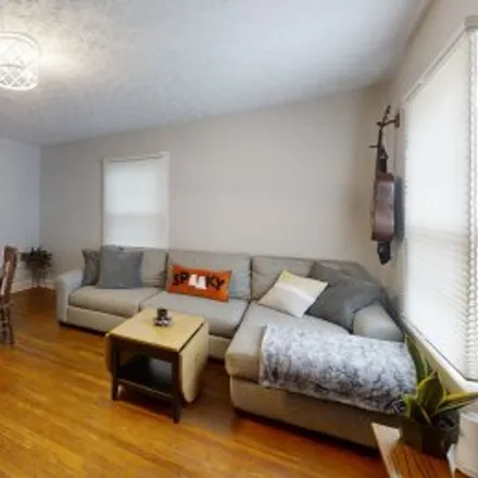 Buy this 3 bed apartment on 311 Richmond Avenue in Mentelle, Lexington