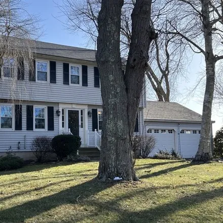 Buy this 4 bed house on 48 Meadowood Lane in Saybrook Manor, Old Saybrook