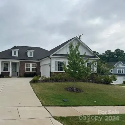 Buy this 3 bed house on 7051 Kingfisher Way in Belmont, NC 28012